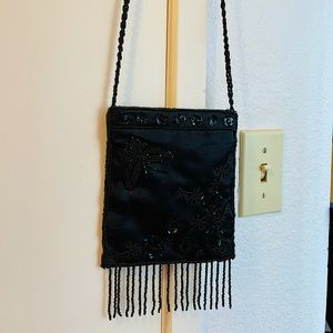 Beaded shoulder bag